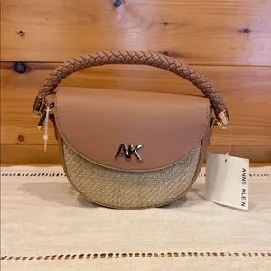 Ann Klein Women\'s Backpack/Crossbody leather bag . Tan & Brown . New Anne Klein Classic Curves Crossbody Bag Saddle Tan | eBay main image 3